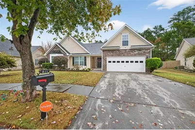 811 Rock Elm Drive, Auburn, GA 30011 - Photo 2
