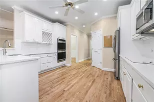 2050 Woodberry Run Dr, Snellville, GA 30078 - Photo 10