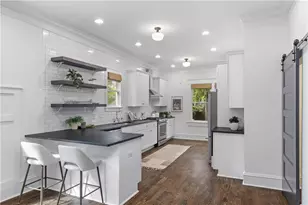 260 Mathews Ave, Atlanta, GA 30307 - Photo 10