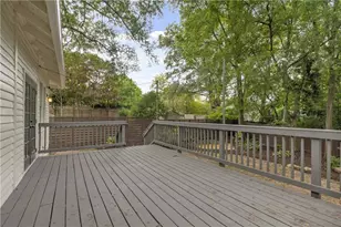 260 Mathews Ave, Atlanta, GA 30307 - Photo 20