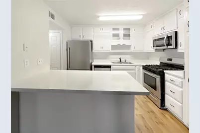 1467 Stoneleigh Circle, Stone Mountain, GA 30088 - Photo 2