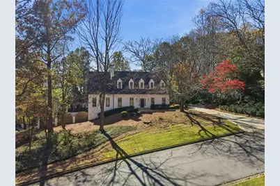 8520 Valemont Drive, Sandy Springs, GA 30350 - Photo 2