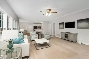 8070 Lakemont Close, McDonough, GA 30253 - Photo 6