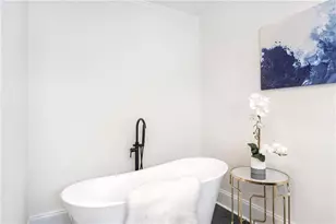 2858 Mornington Dr NW, Atlanta, GA 30327 - Photo 26