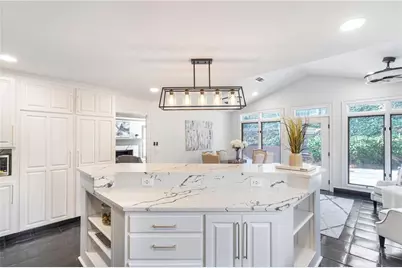 2858 Mornington Drive NW, Atlanta, GA 30327 - Photo 18