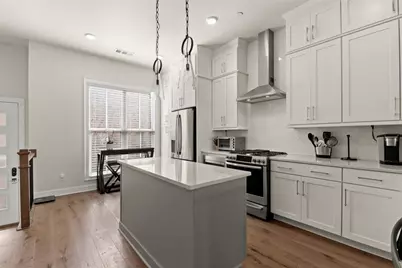 4217 Deming Circle, Atlanta, GA 30342 - Photo 8