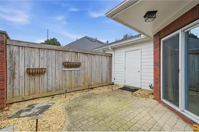 102 Courtyard Lane, Woodstock, GA 30189 - Photo 38