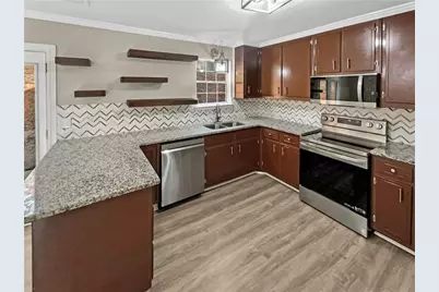 3208 Navajo Circle, Gainesville, GA 30501 - Photo 2