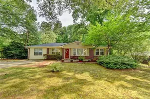 543 Allen Dr, Lawrenceville, GA 30043 - Photo 2