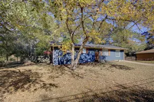 205 Emory Way, Oxford, GA 30054 - Photo 2