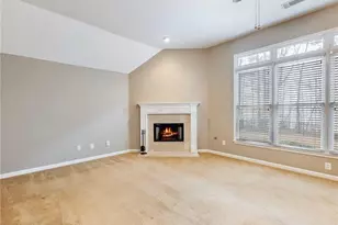 894 Fairview Club Cir, Dacula, GA 30019 - Photo 12