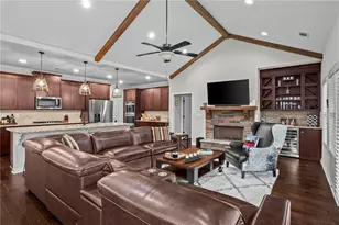 106 Navaho Ct, Waleska, GA 30183 - Photo 4