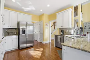 1790 Emory Ridge Dr NE, Atlanta, GA 30329 - Photo 18