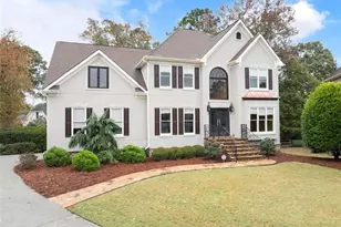 4863 Rosemoore Ct, Suwanee, GA 30024 - Photo 2