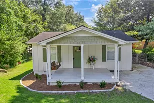 376 Pine St NE, Marietta, GA 30060 - Photo 1