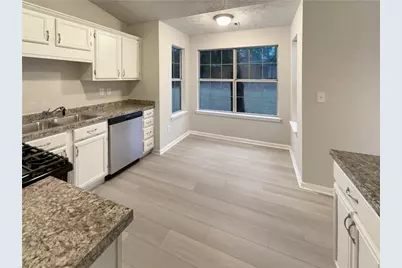 2015 Briar Ridge Way SW, Atlanta, GA 30331 - Photo 18