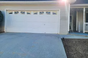 662 Shoal Cir, Lawrenceville, GA 30046 - Photo 2