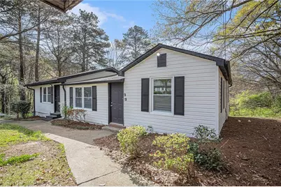 1113 Lakeview Drive, Jonesboro, GA 30236 - Photo 2