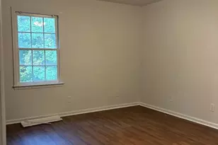 5510 Estates Ct, Norcross, GA 30093 - Photo 6