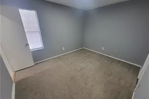 1085 Mainstreet Valley Dr, Stone Mountain, GA 30088 - Photo 18