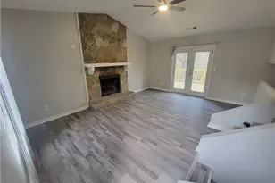 1085 Mainstreet Valley Dr, Stone Mountain, GA 30088 - Photo 6