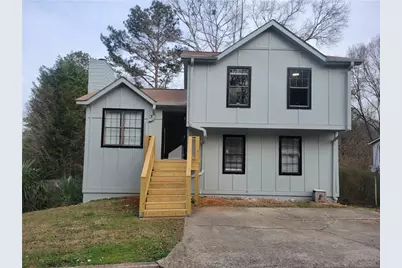 1085 Mainstreet Valley Drive, Stone Mountain, GA 30088 - Photo 1