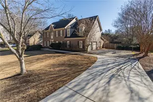 3147 Crestmont Way NW, Kennesaw, GA 30152 - Photo 4