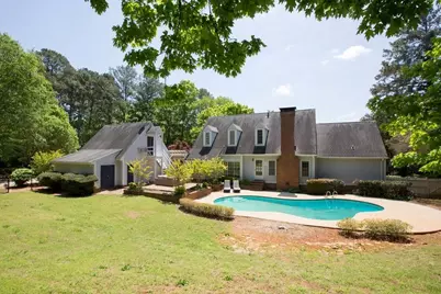 2633 Brittany Court SE, Conyers, GA 30013 - Photo 6