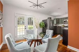 1096 Walker Dr, Decatur, GA 30030 - Photo 12