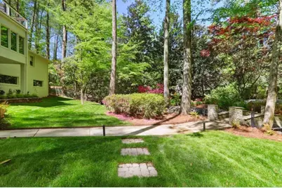 1007 Somerset Drive NW, Atlanta, GA 30327 - Photo 22