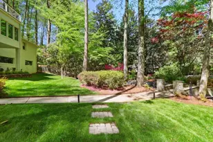 1007 Somerset Dr NW, Atlanta, GA 30327 - Photo 22