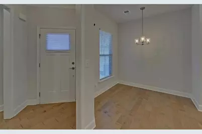 5989 Rollingwood Way, Hoschton, GA 30548 - Photo 4