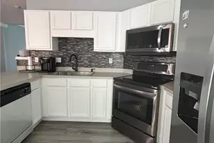 4711 Poplar Ridge Ct, Oakwood, GA 30566 - Photo 4