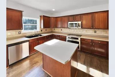 832 Brampton Way, Locust Grove, GA 30248 - Photo 2