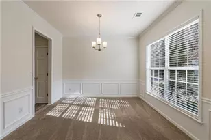 2819 Ashleigh Ln, Alpharetta, GA 30004 - Photo 6