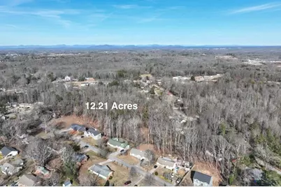 2246 Floyd Road, Gainesville, GA 30507 - Photo 4