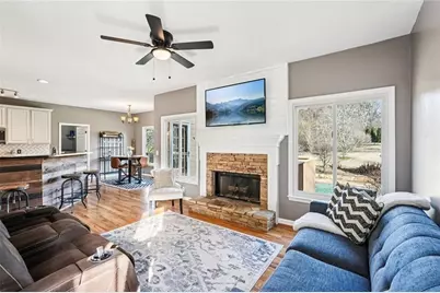 4980 Hyde Court, Cumming, GA 30040 - Photo 8