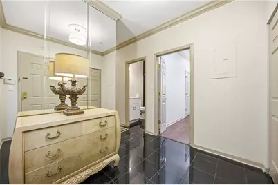 2499 Peachtree Road NE #108, Atlanta, GA 30305 - Photo 12
