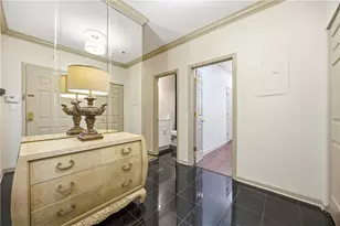 2499 Peachtree Road NE, Atlanta, GA 30305 - Photo 12