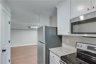 710 Jesse Jewell Parkways SE, Gainesville, GA 30501 - Photo 8