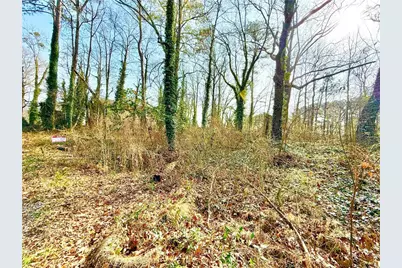 2174 Wilson Avenue NW, Atlanta, GA 30310 - Photo 2