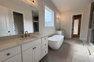 4510 Greyson Manor Dr, Cumming, GA 30041 - Photo 10