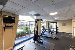 2479 Peachtree Rd NE, Atlanta, GA 30305 - Photo 24