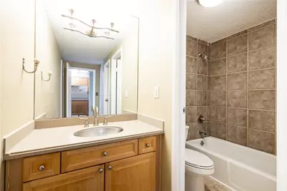 2479 Peachtree Road NE #1010, Atlanta, GA 30305 - Photo 16