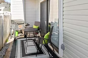 2685 Meadowlawn Dr SE, Marietta, GA 30067 - Photo 2