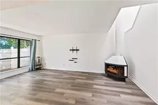 2685 Meadowlawn Dr SE, Marietta, GA 30067 - Photo 8