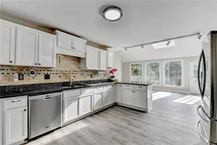 1954 Split Rail Ct, Marietta, GA 30068 - Photo 6