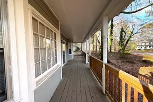 1960 McEachern Manor Dr, Marietta, GA 30064 - Photo 2