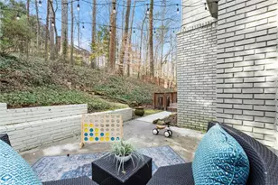 1851 Fern Creek Ln NE, Atlanta, GA 30329 - Photo 40