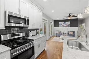 1851 Fern Creek Ln NE, Atlanta, GA 30329 - Photo 16